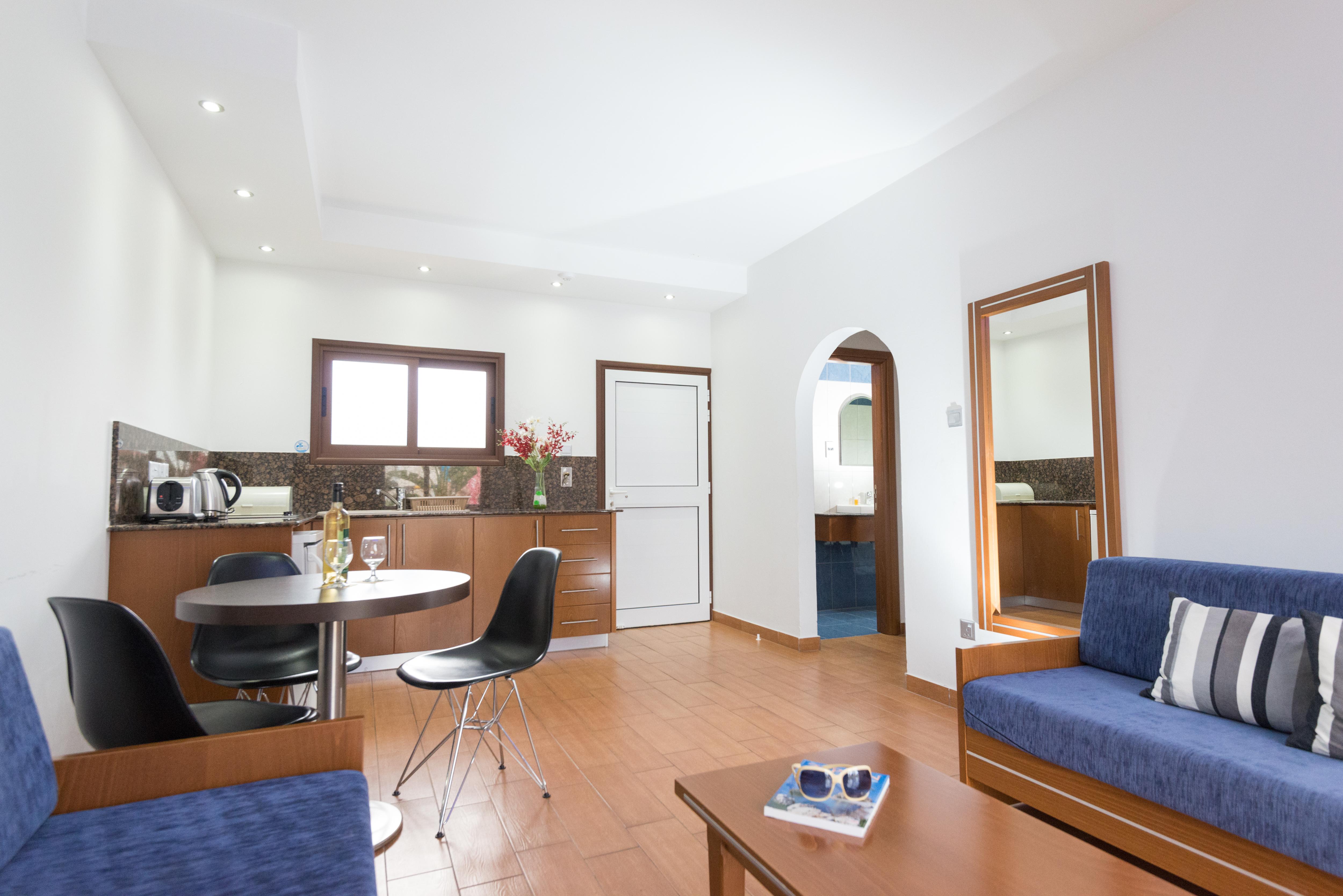 Loutsiana Deluxe Apts Ayia Napa Ngoại thất bức ảnh