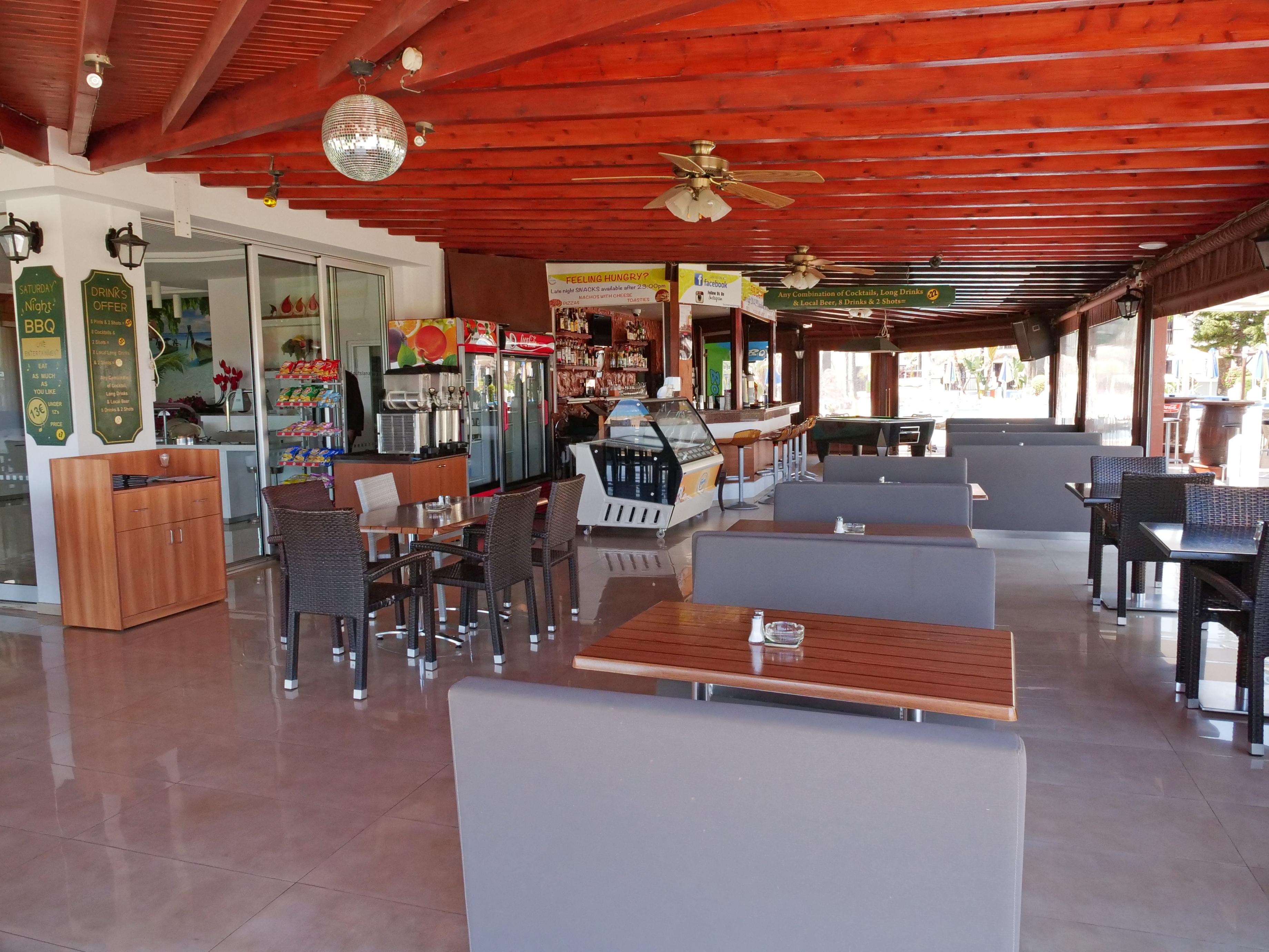 Loutsiana Deluxe Apts Ayia Napa Ngoại thất bức ảnh