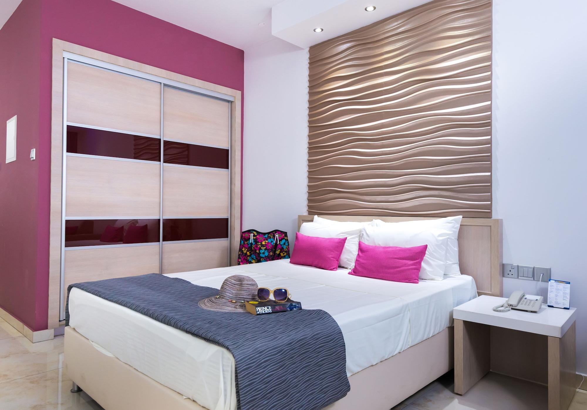 Loutsiana Deluxe Apts Ayia Napa Ngoại thất bức ảnh