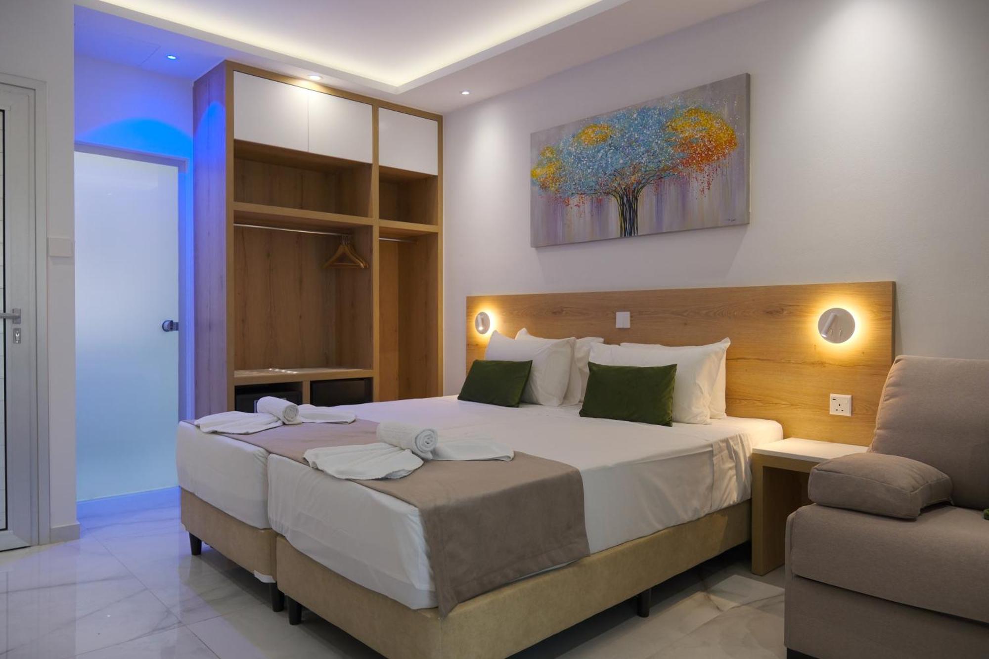 Loutsiana Deluxe Apts Ayia Napa Ngoại thất bức ảnh