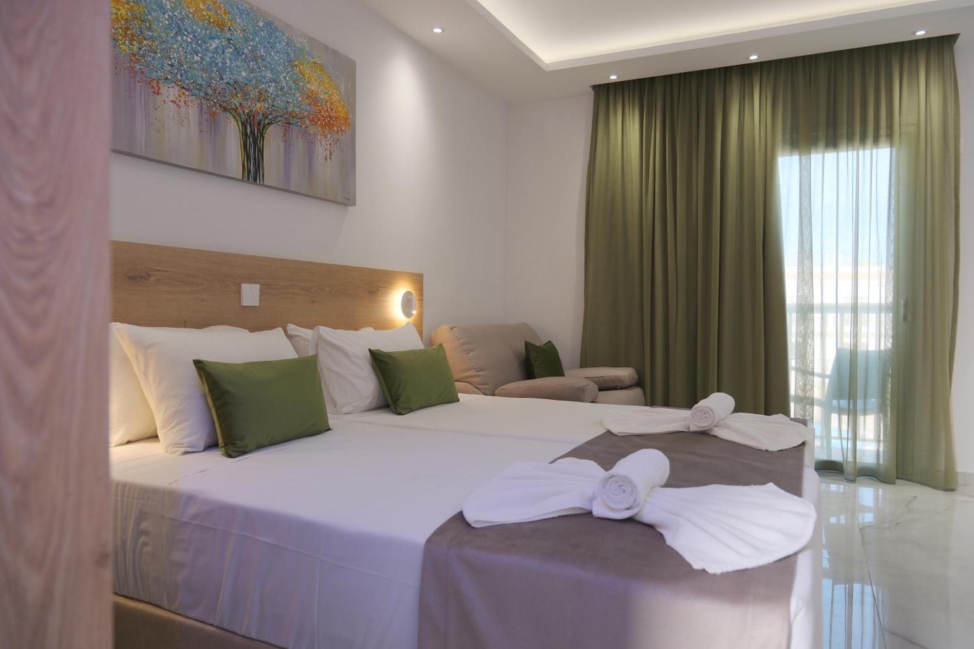 Loutsiana Deluxe Apts Ayia Napa Ngoại thất bức ảnh