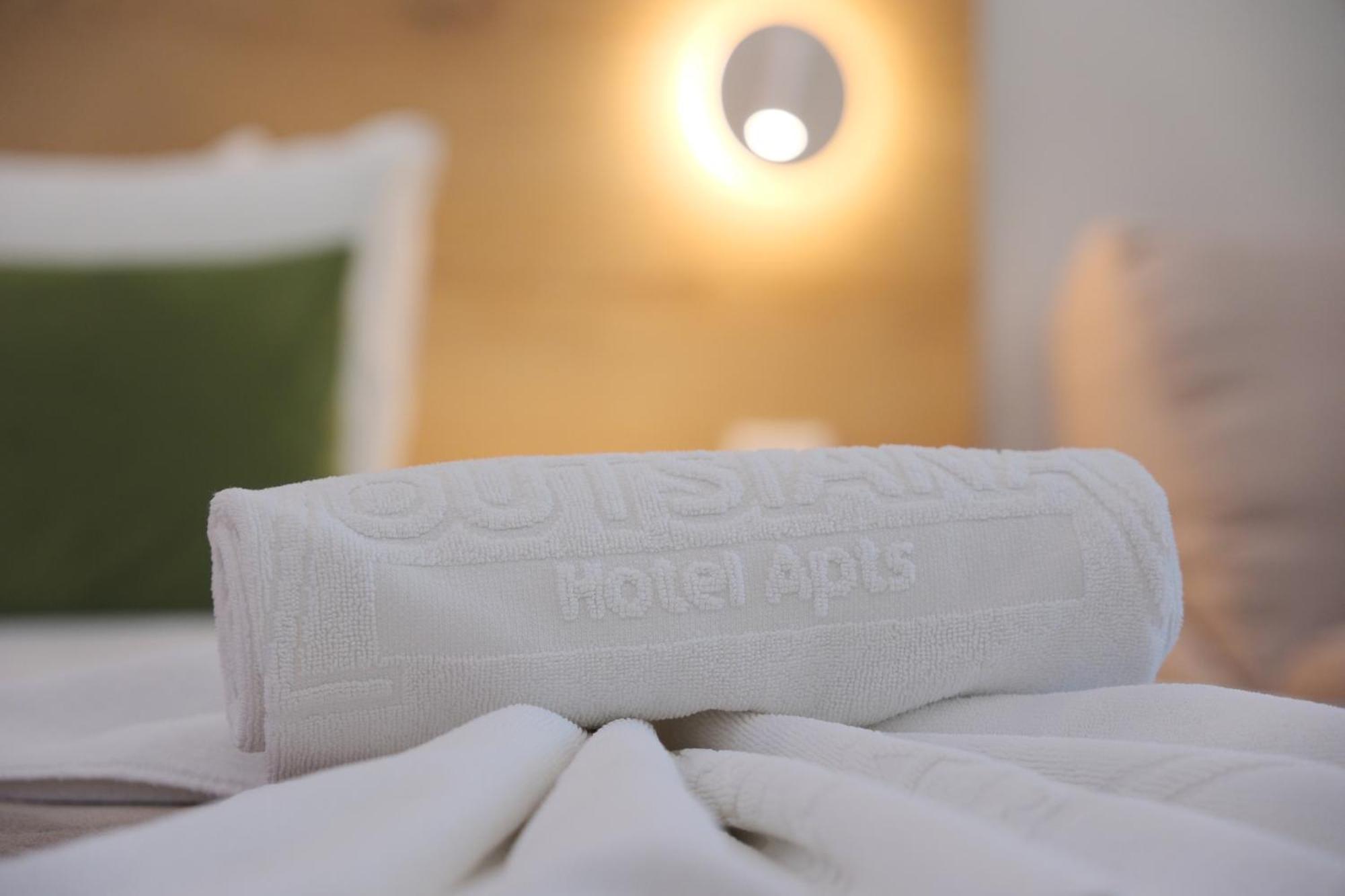 Loutsiana Deluxe Apts Ayia Napa Phòng bức ảnh