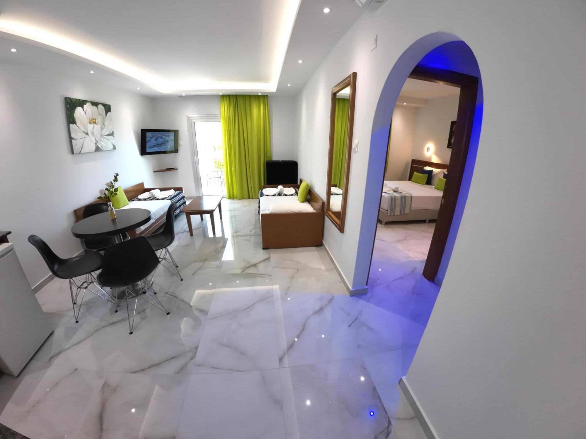 Loutsiana Deluxe Apts Ayia Napa Ngoại thất bức ảnh